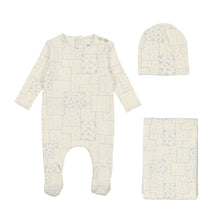 Load image into Gallery viewer, Multi floral design layette set - White boy
