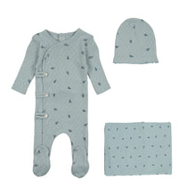 Load image into Gallery viewer, Printed pointelle layette set - dark base boy

