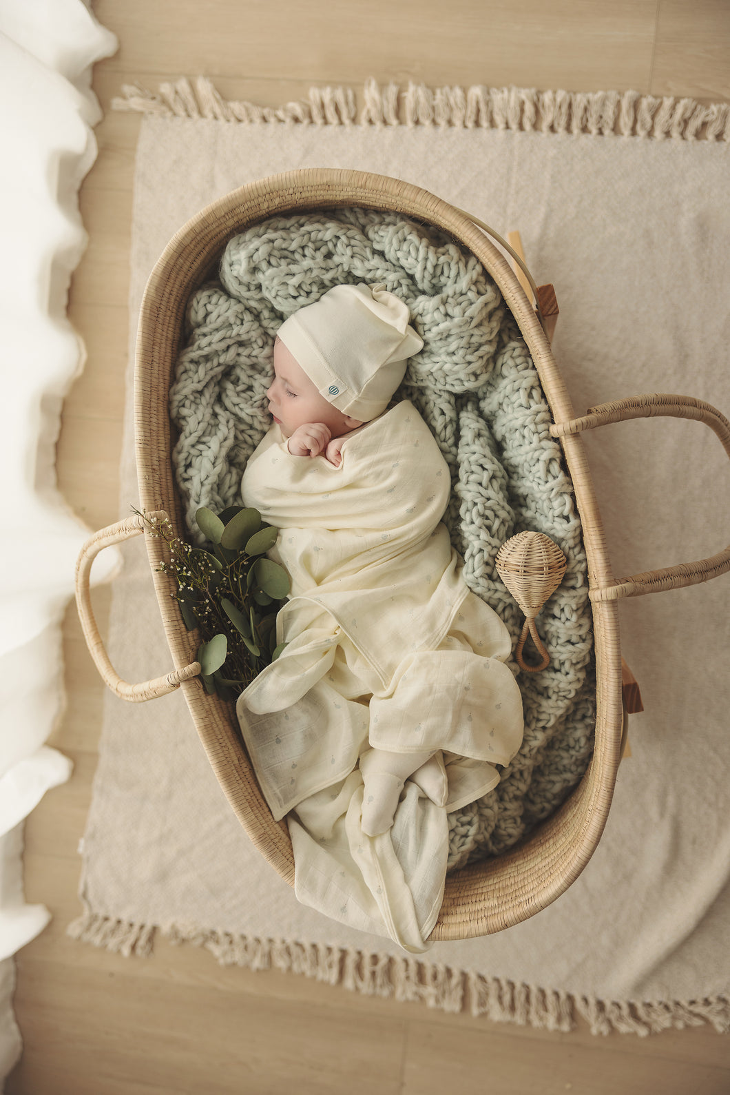 Singel hot air balloon layette set - cream/blue