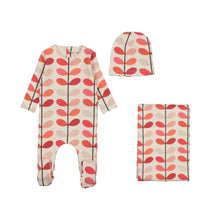 Load image into Gallery viewer, Organic print layette set - Ivory girls

