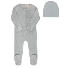 Load image into Gallery viewer, Velour embroidered floral collection - Footie and beanie - Blue
