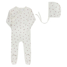 Load image into Gallery viewer, Bow pattern collection footie and bonnet - Ivory/red
