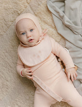 Load image into Gallery viewer, Embroidered collar collection layette set - Pink
