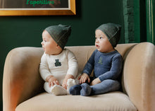 Load image into Gallery viewer, Velour plaid bear collection - Footie and beanie - Blue
