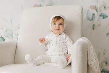 Load image into Gallery viewer, Bow pattern collection footie and bonnet - Ivory/red
