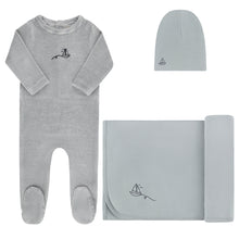 Load image into Gallery viewer, Velour stripe collection - layette set - Light blue
