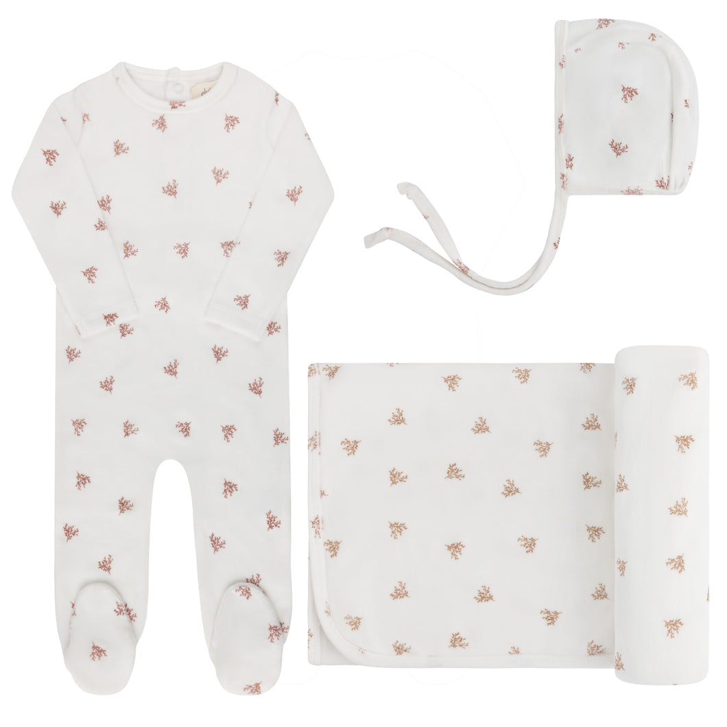 Velour leaf pattern collection - layette set - Ivory girl