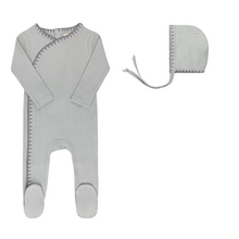 Load image into Gallery viewer, Whip stitch collection - Footie and bonnet - Blue
