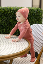 Load image into Gallery viewer, Bebe ditsy footie and beanie - petal

