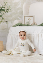 Load image into Gallery viewer, Berry Harvest Footie &amp; Hat Set - Ivory and blue
