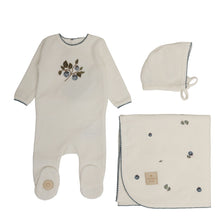 Load image into Gallery viewer, Berry Harvest Layette Set - Ivory and blue
