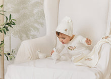 Load image into Gallery viewer, Bird &amp; Branch Layette Set - Ivory and pink
