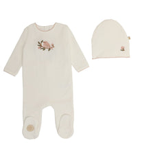 Load image into Gallery viewer, Bird &amp; Branch Footie &amp; Hat Set - Ivory and pink
