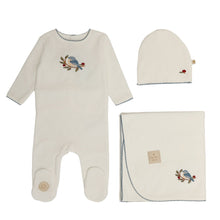 Load image into Gallery viewer, Bird &amp; Branch Layette Set - Ivory and blue
