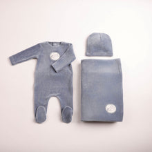 Load image into Gallery viewer, Birdie branch velour layette set - Indigo
