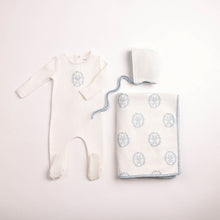 Load image into Gallery viewer, Butterfly motif layette set - Chalk white boys
