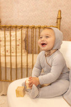 Load image into Gallery viewer, Classic stitch velour layette set - Dusty blue
