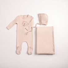 Load image into Gallery viewer, Cradle scene layette set - Champagne pink
