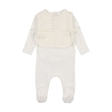 Load image into Gallery viewer, Crochet pullover vest layette set - white
