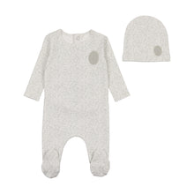 Load image into Gallery viewer, Floral crest layette set - powder blue

