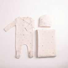 Load image into Gallery viewer, Flutter and fly layette set - Ivory girls
