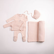 Load image into Gallery viewer, Herringbone cardigan layette set - Pearly pink
