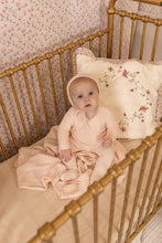 Load image into Gallery viewer, Herringbone cardigan footie - Pearly pink
