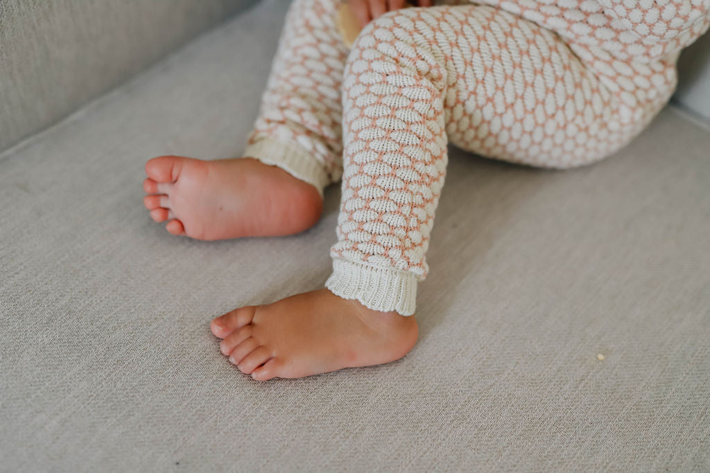 Popcorn knit overalls - Pink