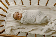 Load image into Gallery viewer, Floral embroidered collar collection muslin swaddle - Ivory blue
