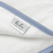 Load image into Gallery viewer, Baby hooded towel - white/blue
