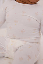 Load image into Gallery viewer, Up and away layette set - Pink
