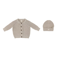 Load image into Gallery viewer, Chunky knit shrug - Oat
