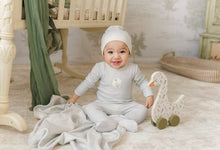 Load image into Gallery viewer, Little Duckling Footie &amp; Hat Set - Ivory and blue
