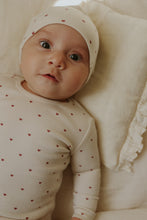 Load image into Gallery viewer, Heart printed footie and beanie - Ecru/red hearts
