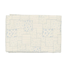 Load image into Gallery viewer, Multi floral design layette set - White boy
