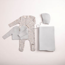 Load image into Gallery viewer, Petite fleurs footie and cardigan layette set - Dusty blue
