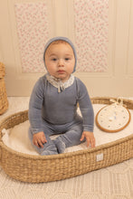 Load image into Gallery viewer, Petites fleurs velour footie and bonnet - Blue haze
