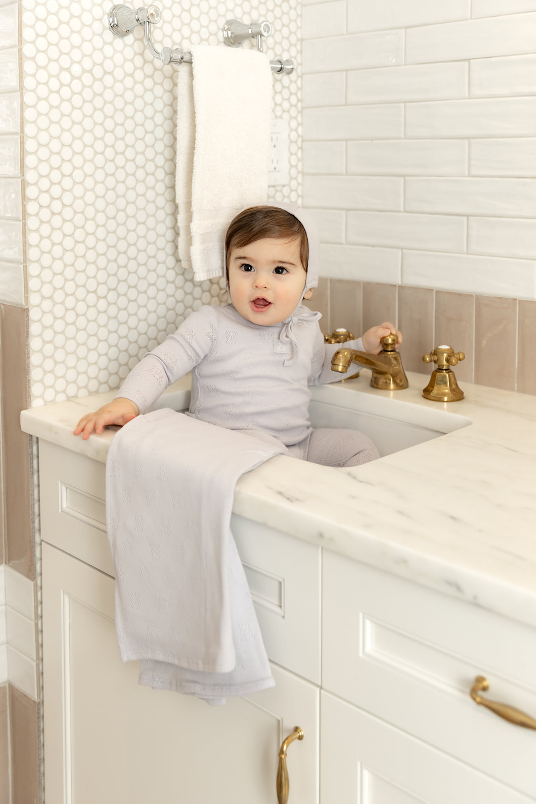 Petit ours pointelle layette set - london fog