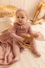 Load image into Gallery viewer, Pleated knit layette set - Tea rose
