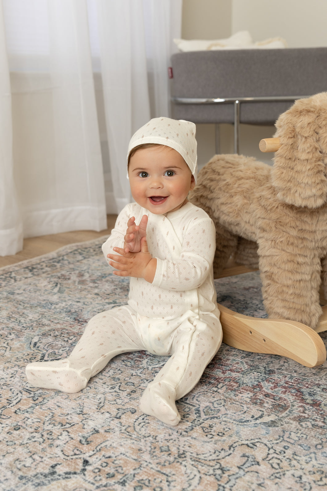 Pointelle wheat footie and beanie - Ivory girls