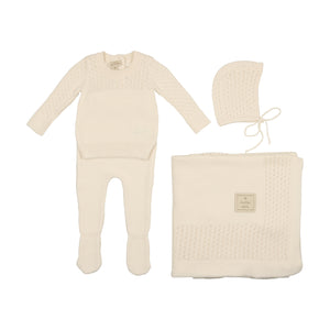 Precious pearl two pc knit set with hat and blanket