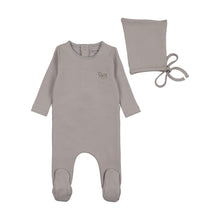 Load image into Gallery viewer, Raised Embroidery-Fortress Layette set
