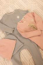 Load image into Gallery viewer, Sweet cutout layette set - Chateau stone
