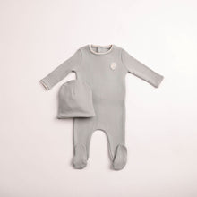 Load image into Gallery viewer, Sweet cutout footie and beanie - chateau stone
