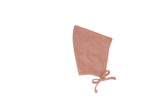 Load image into Gallery viewer, Waffle scallop footie and bonnet - Pink TD2810

