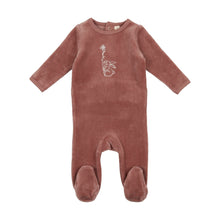 Load image into Gallery viewer, Velour bunny footie and cotton beanie with flower - rosewood
