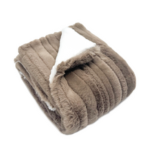 Load image into Gallery viewer, Wave taupe blanket
