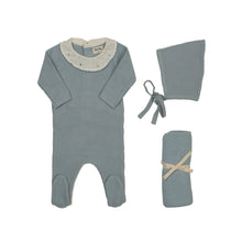 Load image into Gallery viewer, Knit embroidered dot accent layette set - Cloud blue
