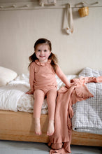Load image into Gallery viewer, Mahongany rose pointelle knit 2 pc set
