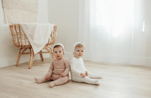 Load image into Gallery viewer, Blush classic ribbed footie with bonnet
